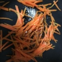 簡単少量お弁当おかず 人参のめんつゆきんぴら レシピ 作り方 By Kuuuma 楽天レシピ 簡単少量お弁当おかず 人参のめんつゆきんぴら レシピ 作り方 By Kuuuma 楽天レシピ